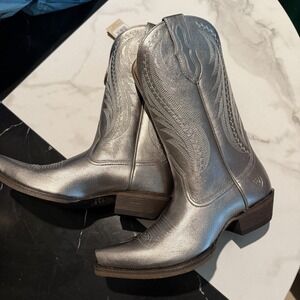 ARIAT Tailgate Snip Toe Silver Metallic Western Leather Boot 10029675 Women US 8